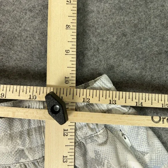 Lululemon Womens 12 White Gray Hotty Hot Short II Lined Run Athletic 4" Workout - Picture 9 of 12